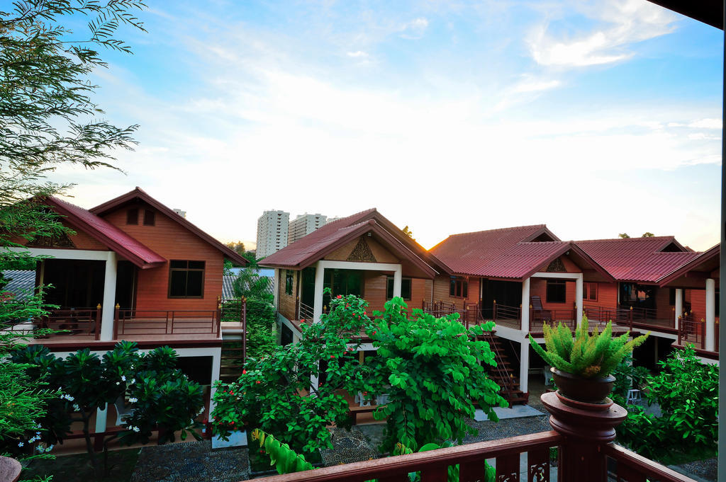 Avila Resort Pattaya Praia de Jomtien Exterior foto